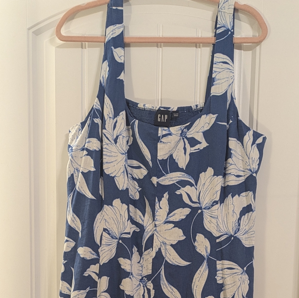 GAP Blue and White Floral Dress